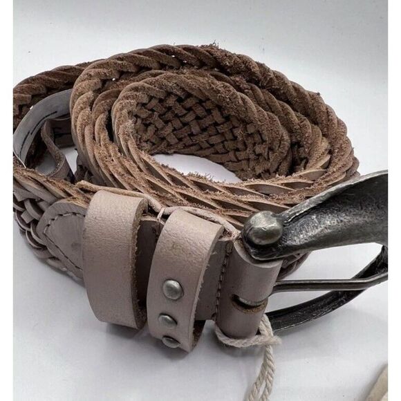 FREE PEOPLE Sz M/L We The Free Light Brown Woven Buff Leather Brix Belt - Picture 3 of 9